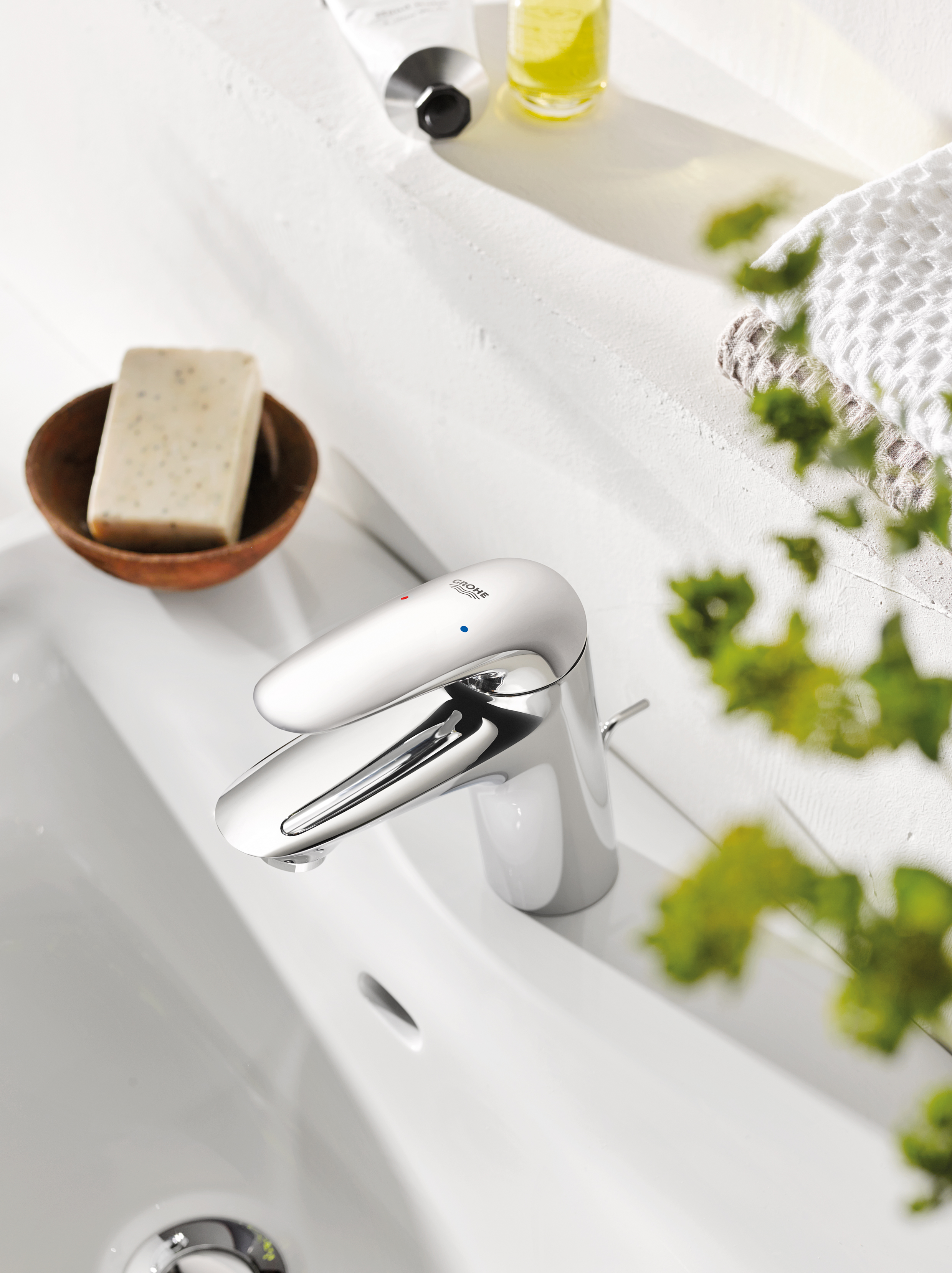 Смеситель для раковины Grohe Eurostyle 23707003 хром