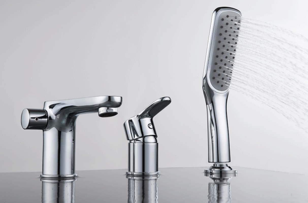 Смеситель на борт ванны D&K Rhein DA1394941, хром