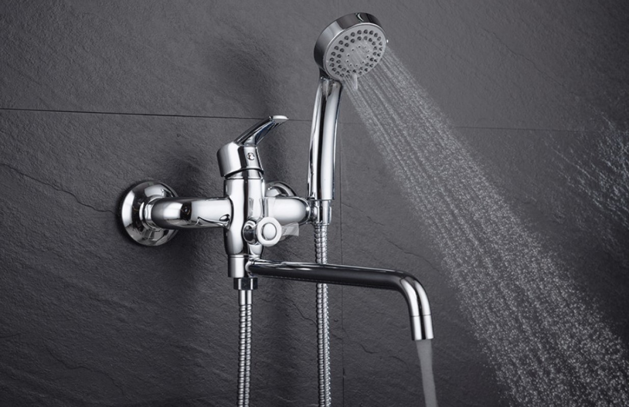 Смеситель для ванны D&K Rhein DA1363301, хром