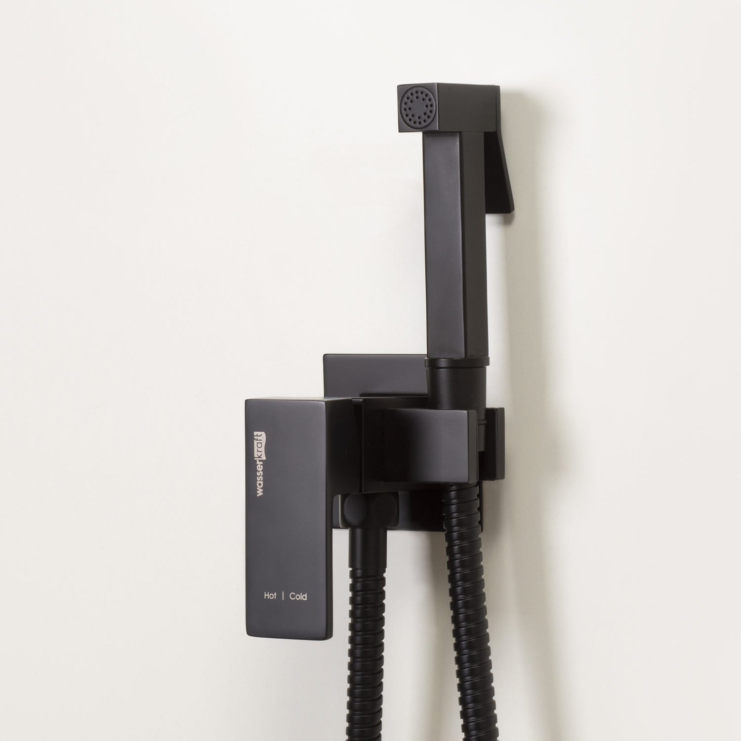 Гигиенический душ со смесителем WasserKraft A71638 черный матовый