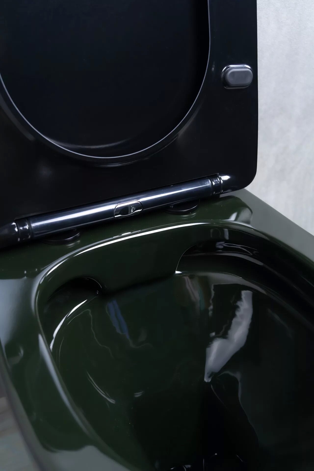 Унитаз напольный безободковый GID Tr2179BL с сиденьем микролифт, черный глянцевый