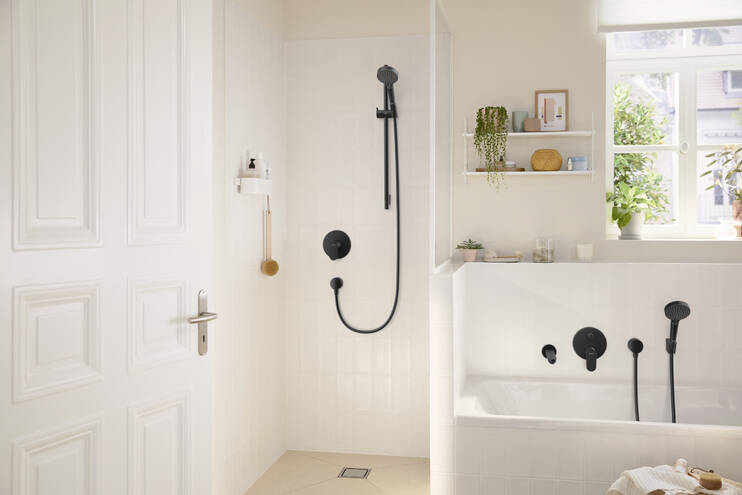 Смеситель для душа Hansgrohe Rebris S 72667670 черный матовый