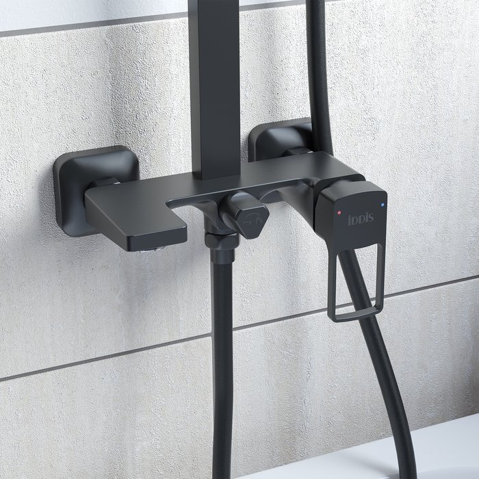 Душевая стойка IDDIS Bild BILBL1Fi06 черный матовый