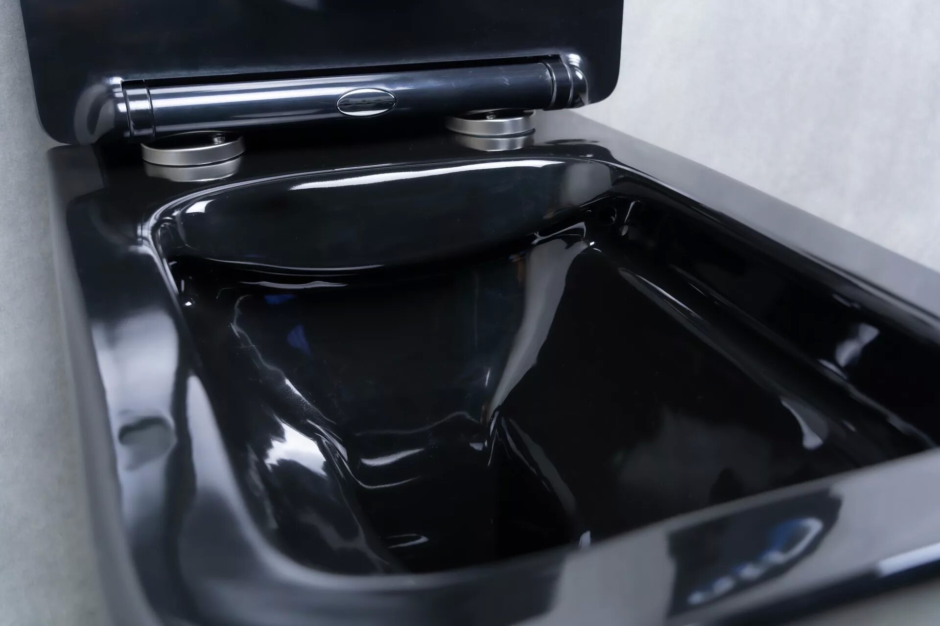 Унитаз подвесной GID Tr2144BL безободковый, черный глянцевый