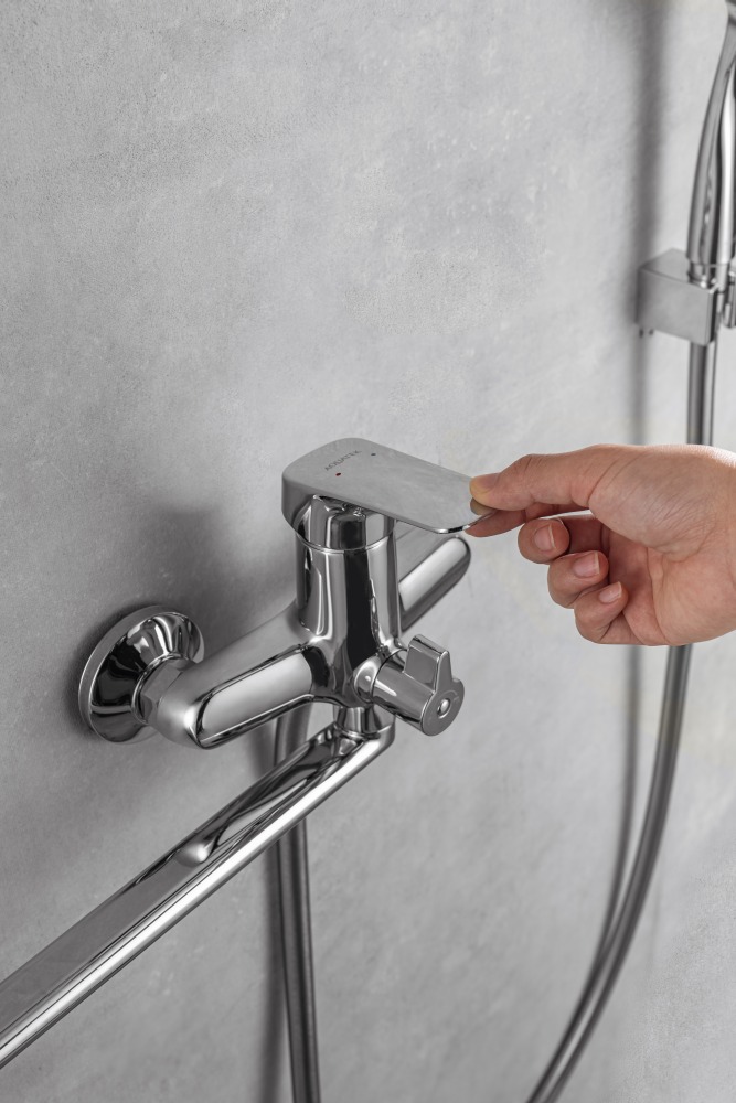 Смеситель для ванны с душем Aquatek AQ1033CR хром