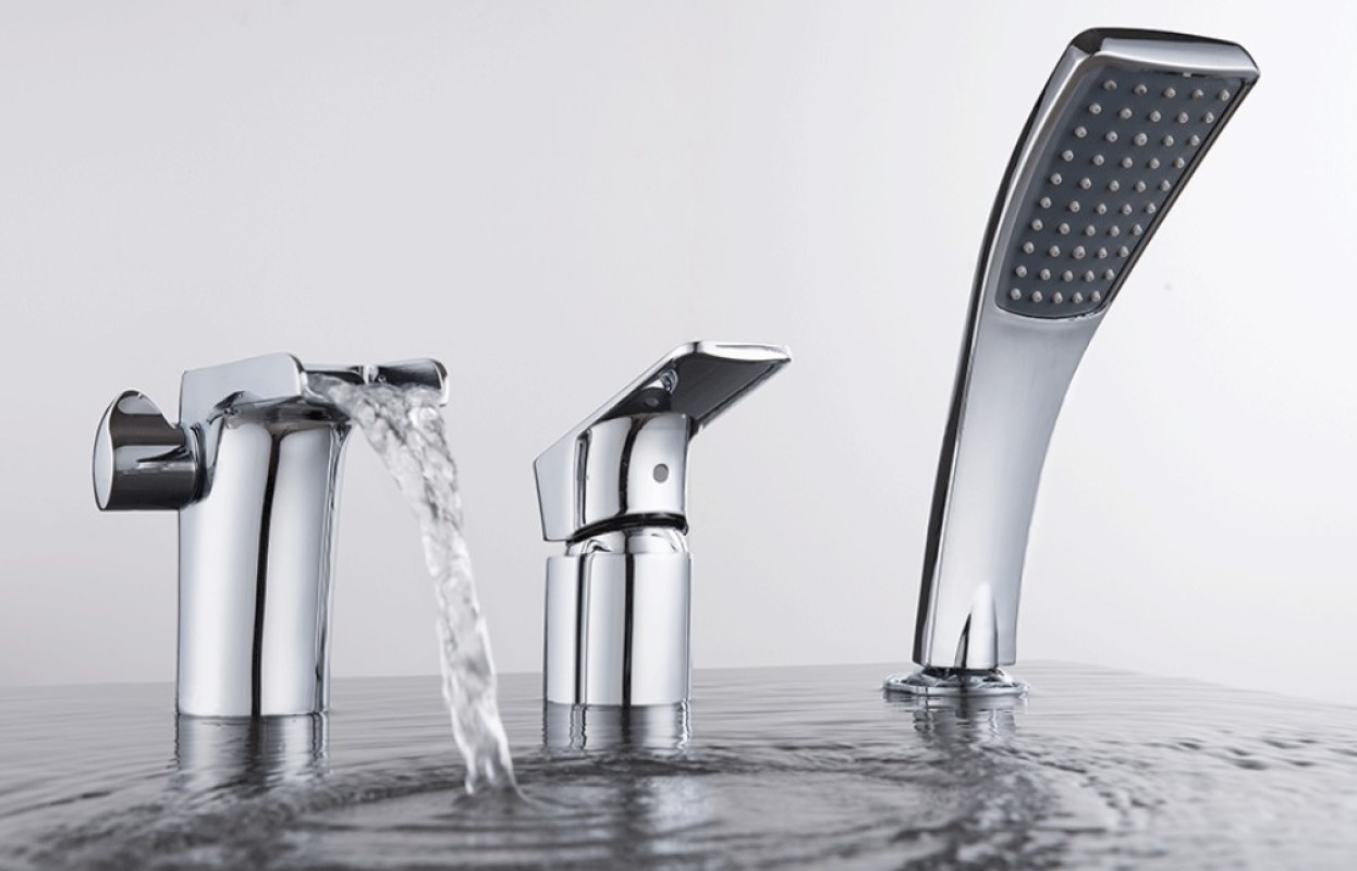 Смеситель на борт ванны D&K Berlin DA1434201, хром