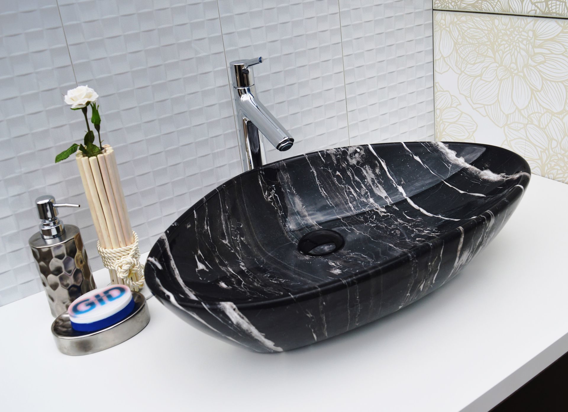 Раковина накладная 59см Gid Mnc206 чёрный/белый