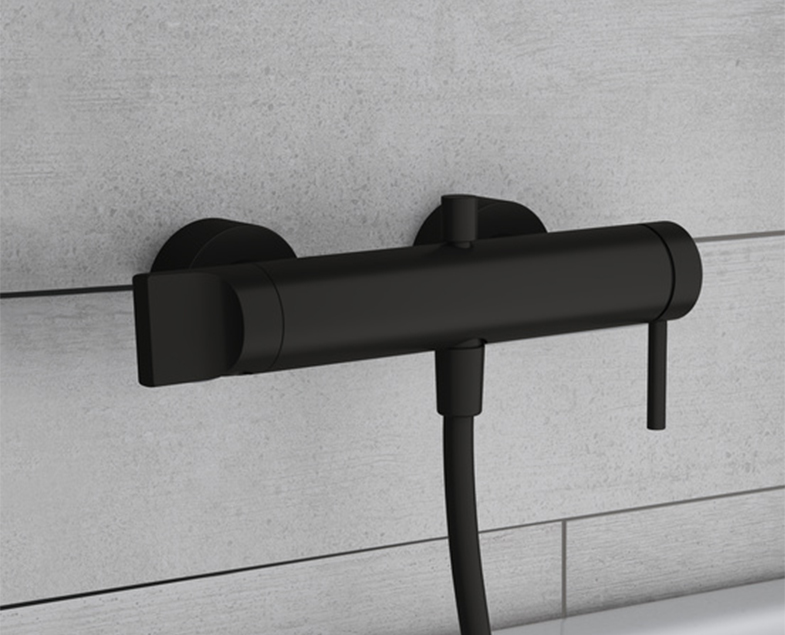 Смеситель для ванны с душем Vitra Origin A4261936 черный матовый