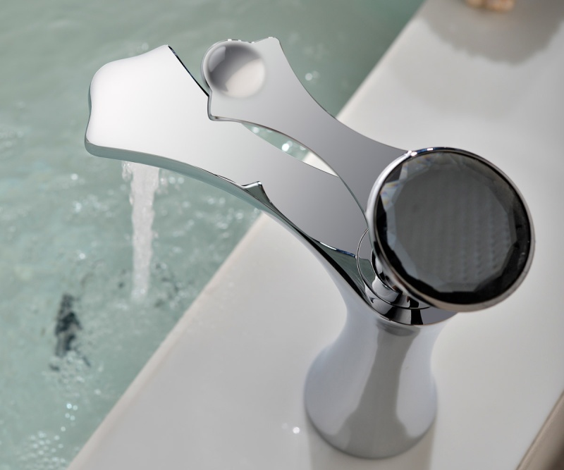 Смеситель для раковины Bronze de Luxe YASMINA 800/B03, хром