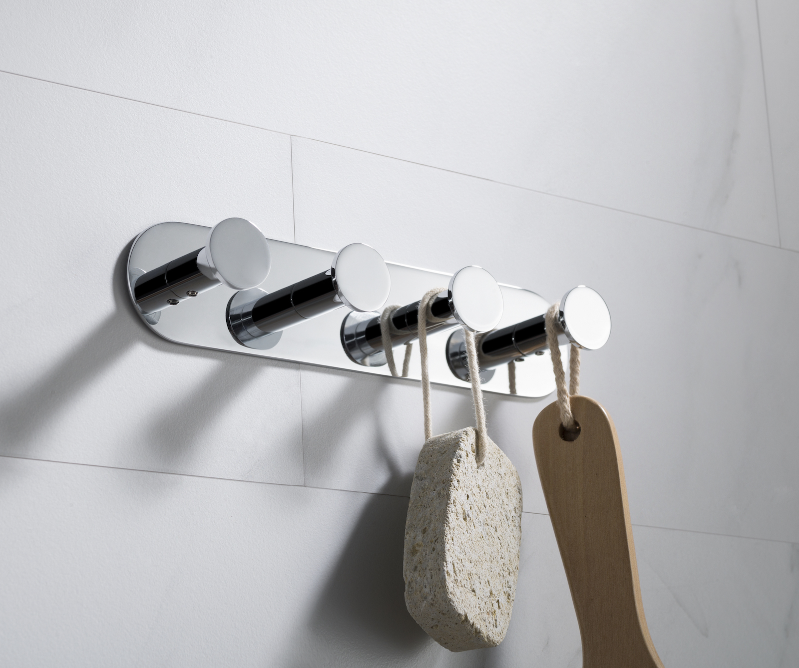 Вешалка на 4 крючка Timo Saona 13015/00 хром