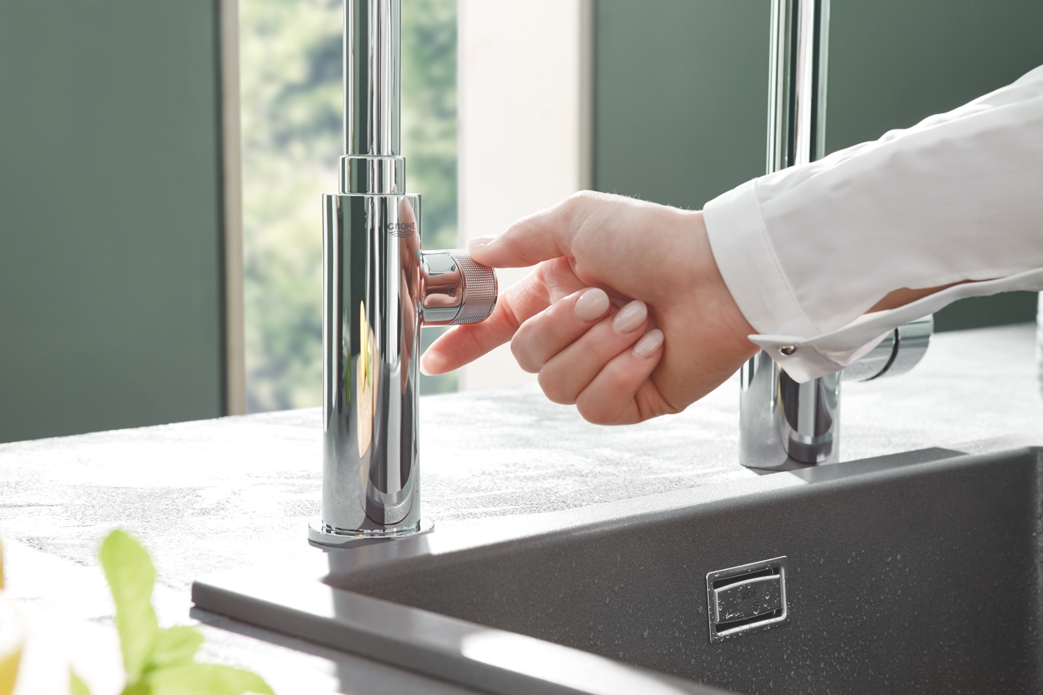 Смеситель для кухни Grohe Blue Pure 31724000 хром