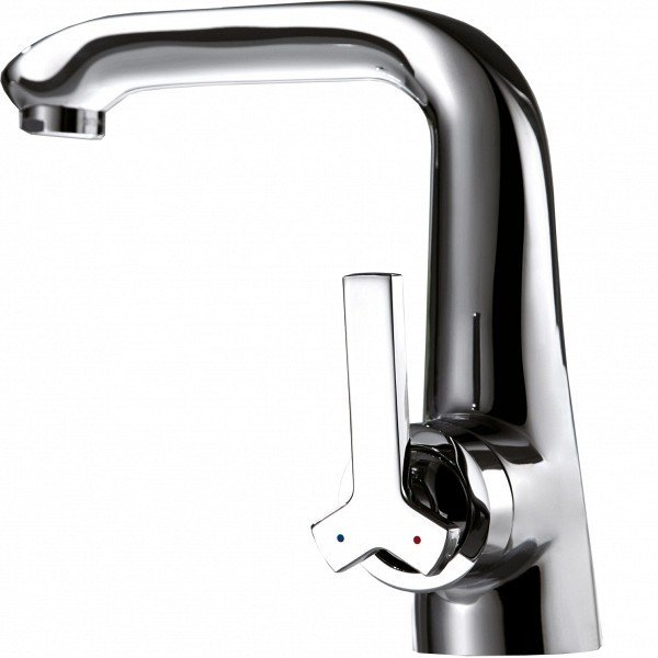 Смеситель для ванны с душем Bravat Waterfall F673107C-01 хром