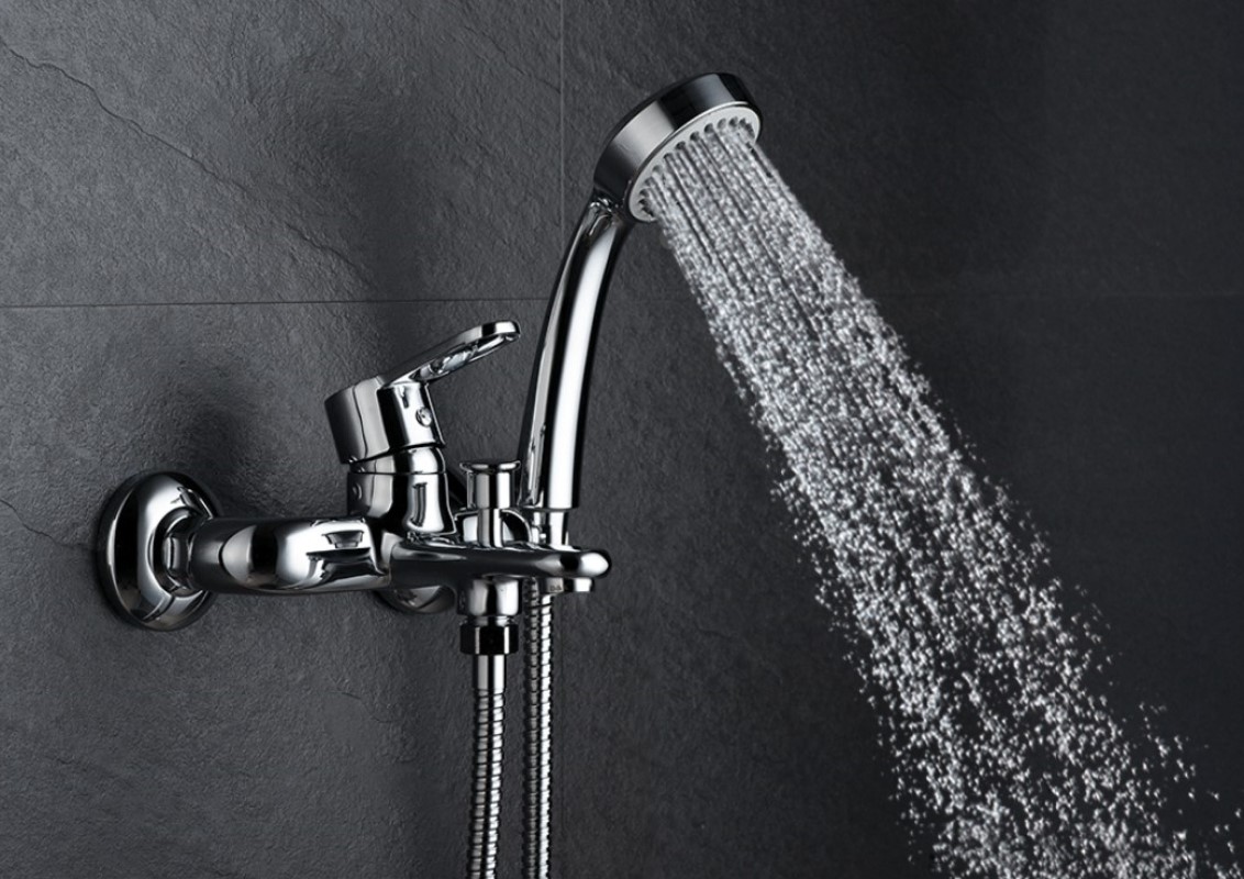 Смеситель для ванны D&K Rhein DA1353201, хром