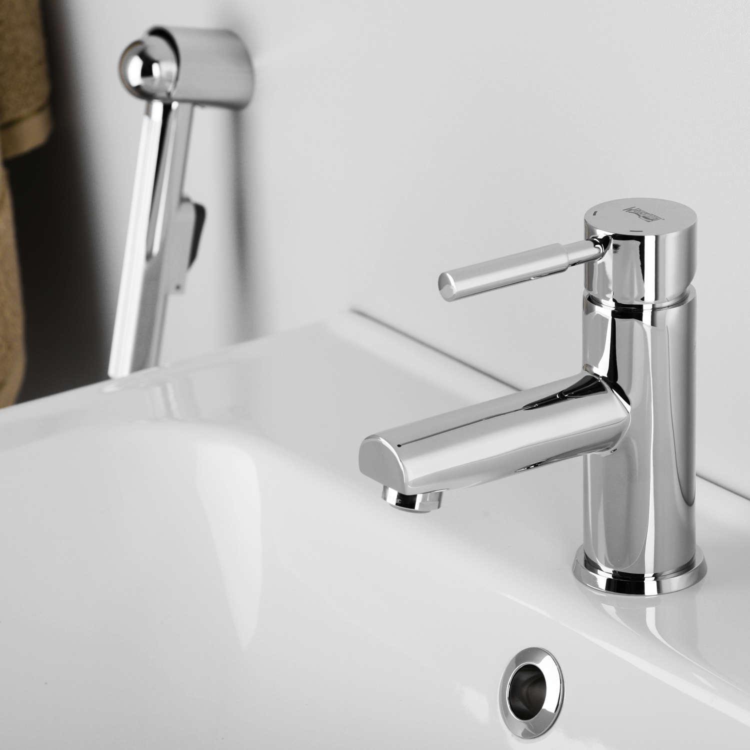 Смеситель для раковины WasserKraft Main 4108 хром