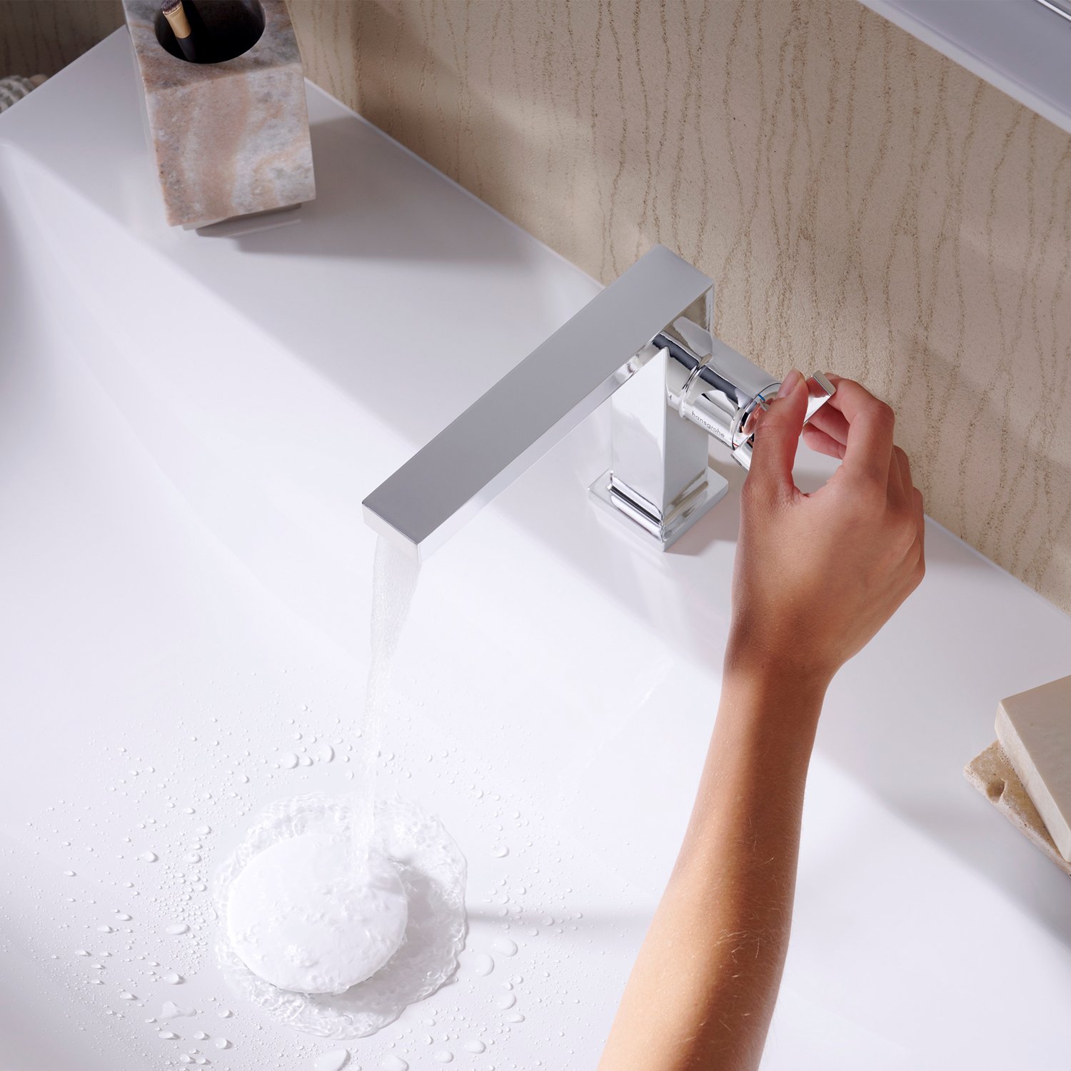 Смеситель для раковины Hansgrohe Tecturis E 73020000 хром