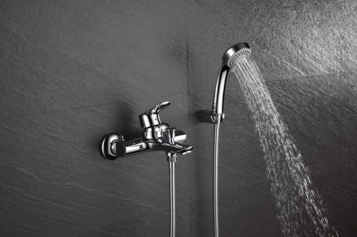 Смеситель для ванны D&K Venice DA1033201, хром