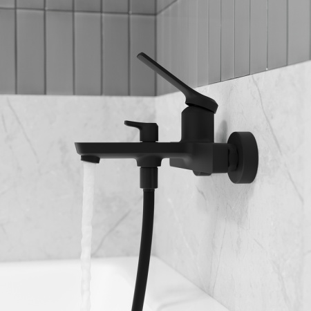 Смеситель для ванны IDDIS Parker PARBL02i02WA черный матовый