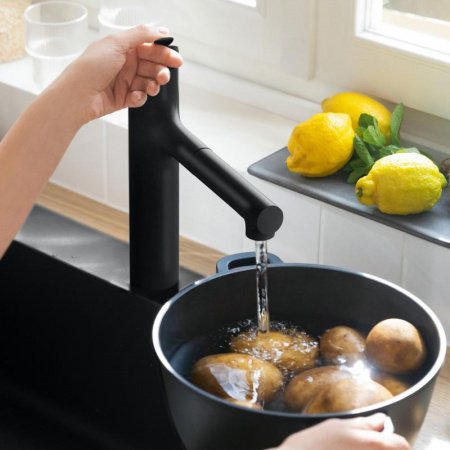 Смеситель для кухни Hansgrohe Zesis M33 74801670 черный матовый