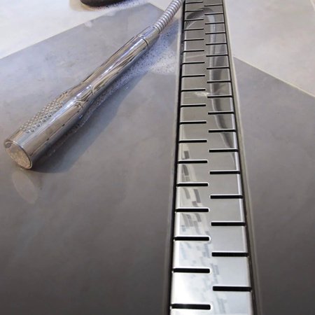 Душевой лоток 55см Veconi Medium V550М решетка хром