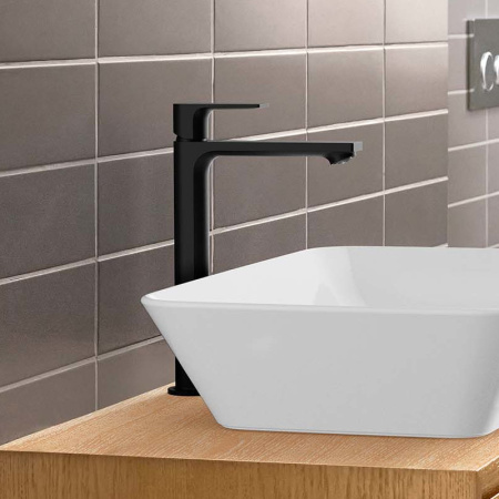 Смеситель для раковины Hansgrohe Rebris E CoolStart 72581670 черный матовый