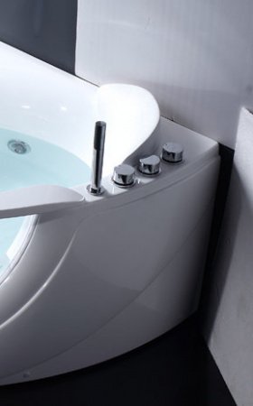 Акриловая гидромассажная ванна Orans OLS-BT65103A