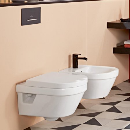 Унитаз подвесной безободковый Villeroy & Boch Architectura Pack 5684HR01 с сиденьем микролифт