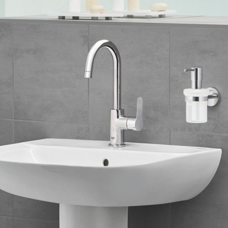 Смеситель для раковины Grohe Bauedge 23760000 хром