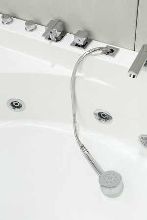 Акриловая ванна Black&White GB 5008 L