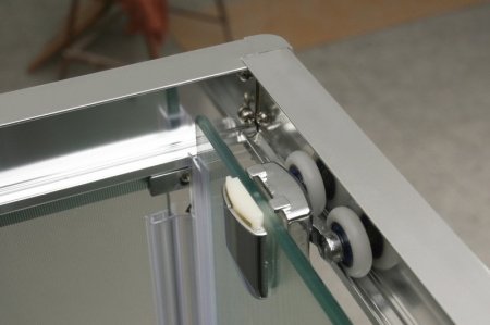 Душевой уголок BelBagno Uno A-2 95x95 профиль Хром стекло прозрачное