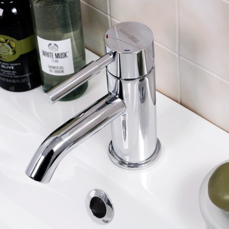 Смеситель для раковины WasserKraft Main 4105 хром