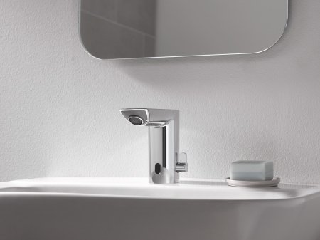 Смеситель для раковины Grohe Bau Comopolitan E 36452000 хром