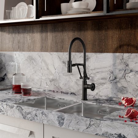 Смеситель для кухни IDDIS Grange GRABLFLi05 черный матовый