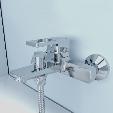 Смеситель для ванны с душем IDDIS Bild BILSB00i02WA хром глянцевый