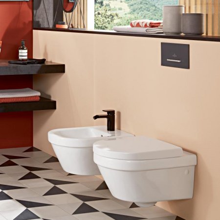 Унитаз подвесной безободковый Villeroy&Boch Architectura Pack 4694HR01 с сиденьем микролифт