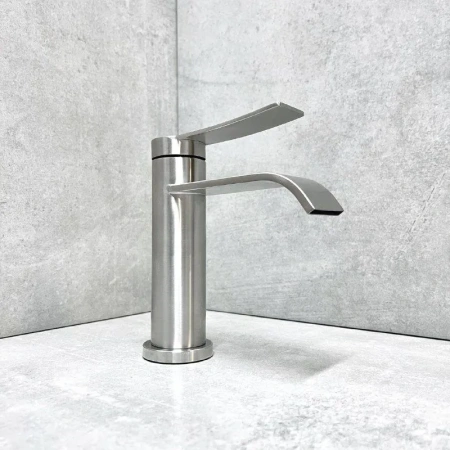 Смеситель для раковины BELZ B10812-1, сатин