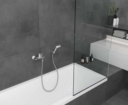 Смеситель для ванны с душем Hansgrohe Vernis Shape 71450000 хром