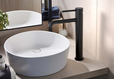 Смеситель для раковины Aquatek Европа AQ1304MB черный матовый